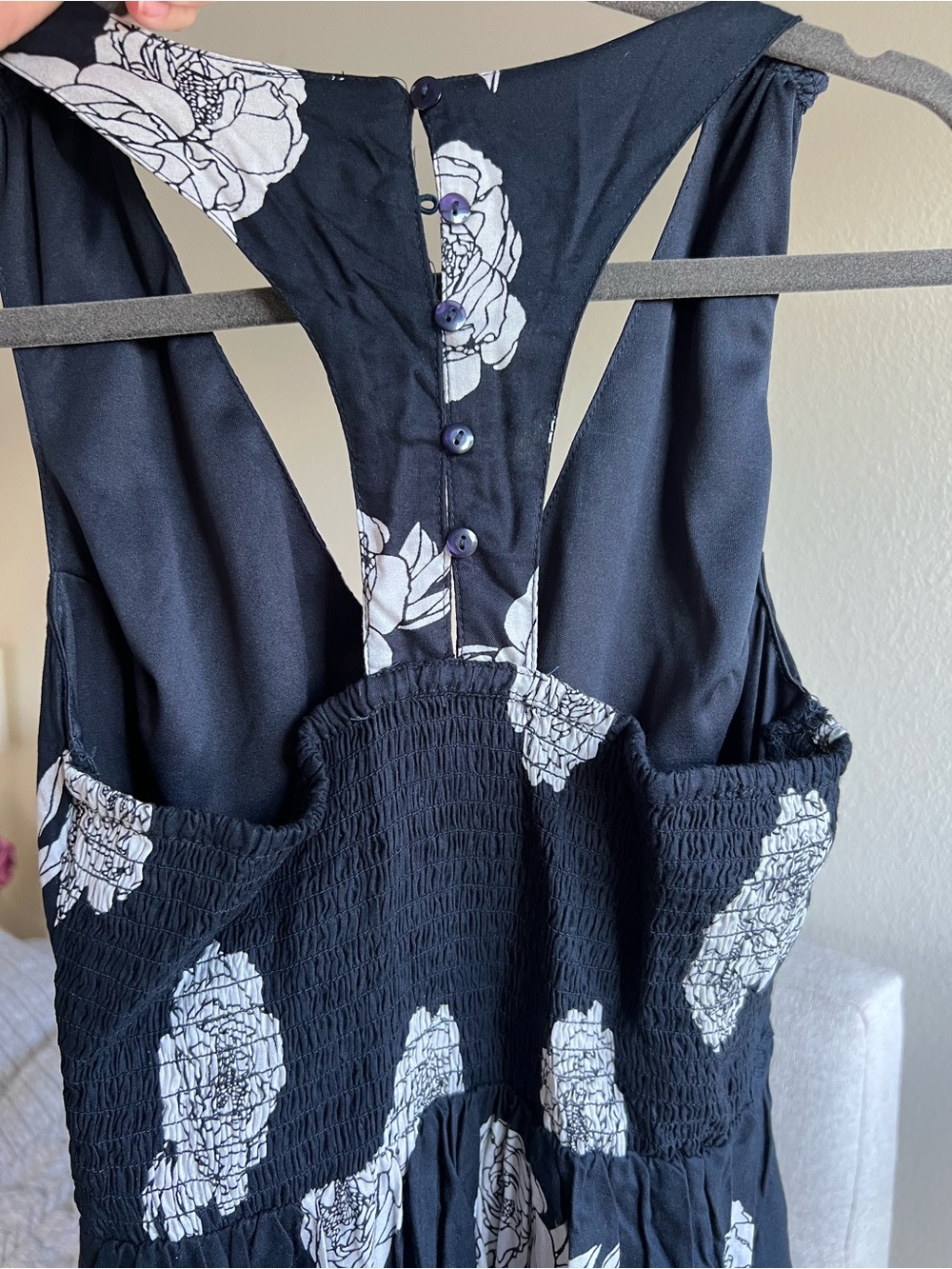 Japna Black Maxi Dress with White Floral Print - Picture 2 of 2